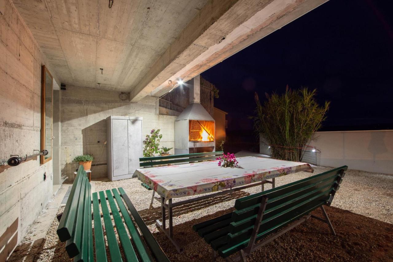 Seaside Apartment Lucie Lokva Rogoznica Exterior foto